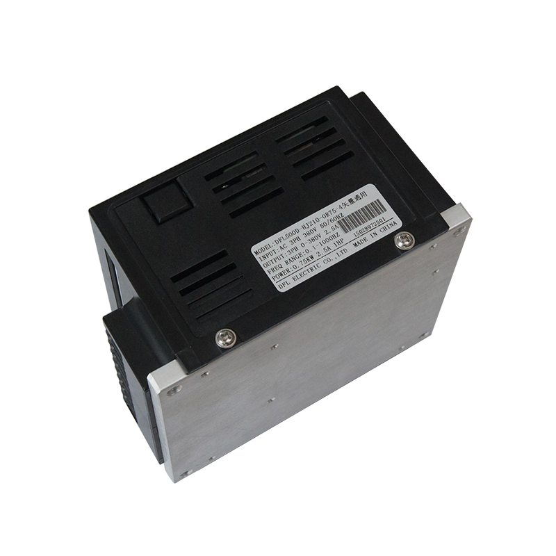 DFL500D通用變頻器，小體變頻器，變頻調(diào)速器，變頻器生產(chǎn)廠家